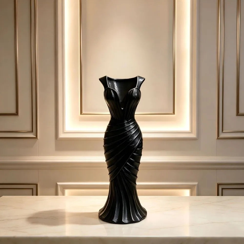 Minimalist-Style Elegant Dress