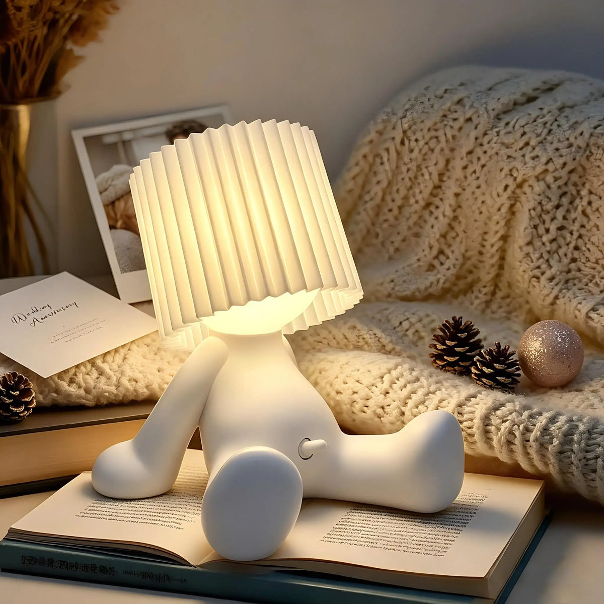 home bedroom decoration.