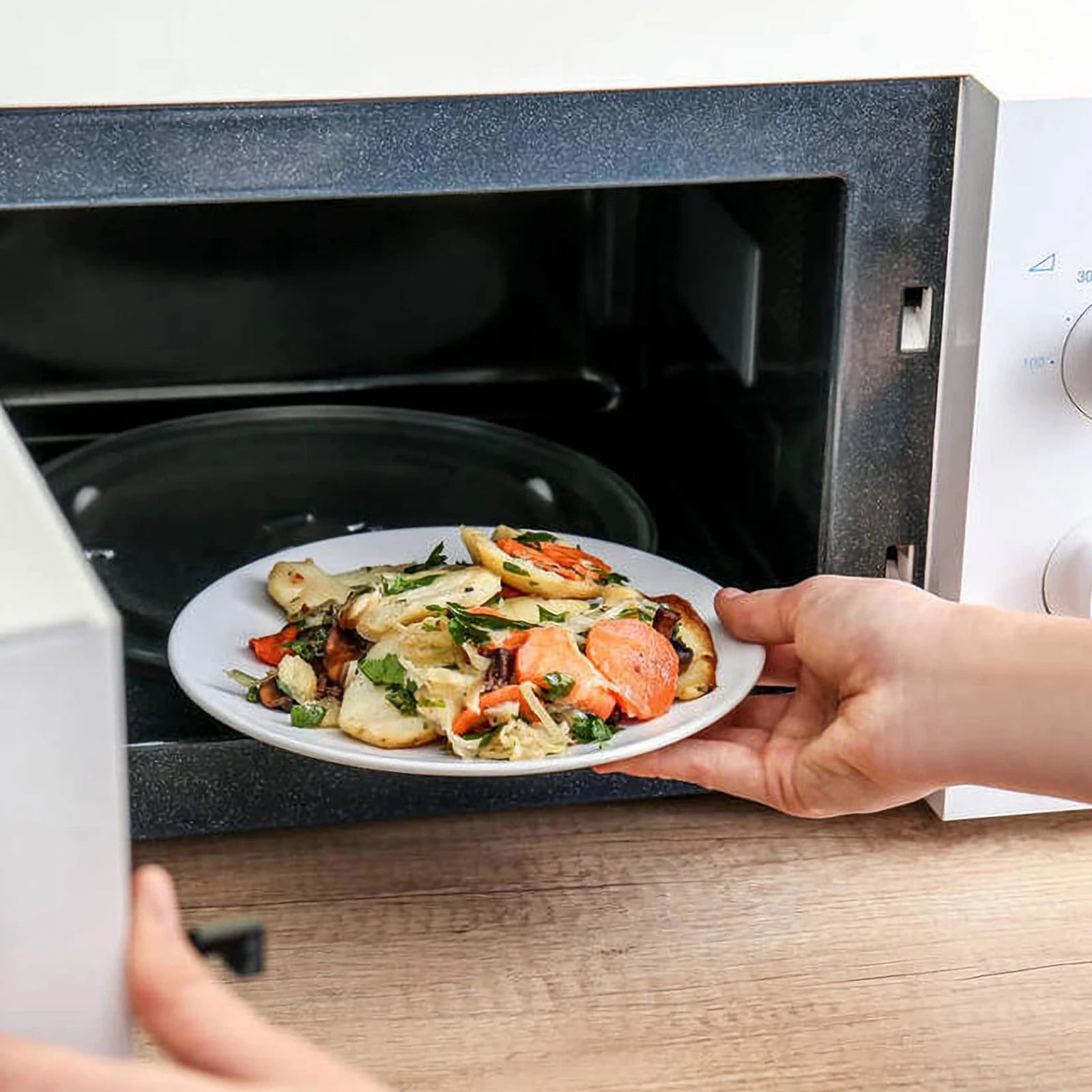 Microwave Plate Glass